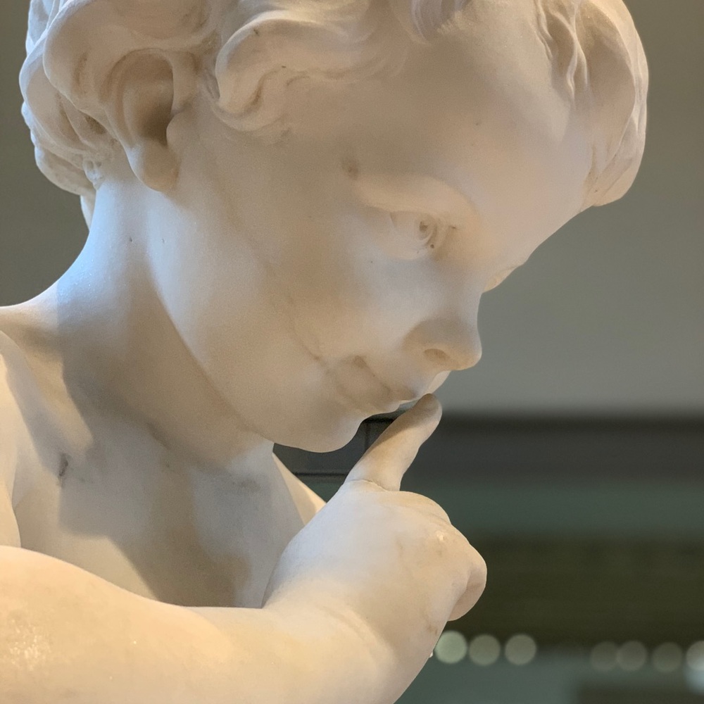 Meet your Posher, Bee